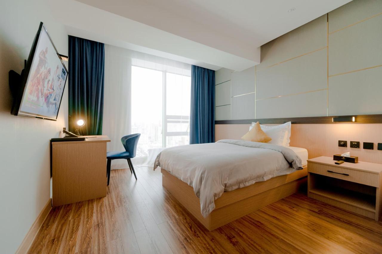 Millennium Plaza Hotel & Mall Улан-Батор Экстерьер фото